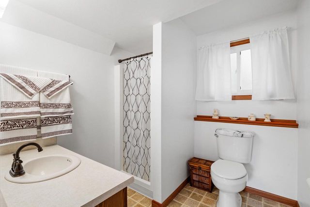 815 Jackson DRIVE, Cleveland, WI 53015