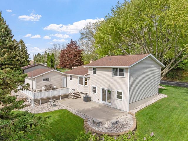 815 Jackson DRIVE, Cleveland, WI 53015