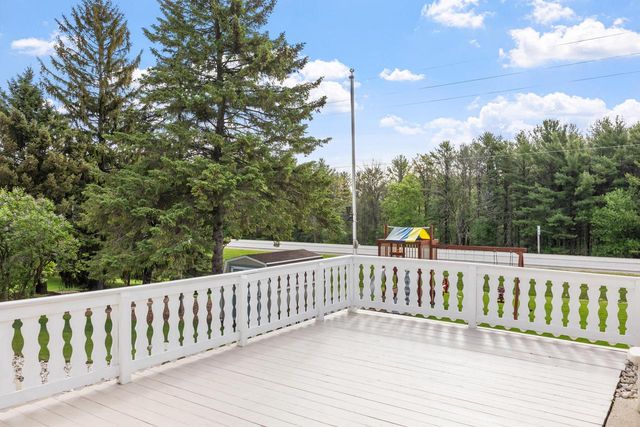 815 Jackson DRIVE, Cleveland, WI 53015