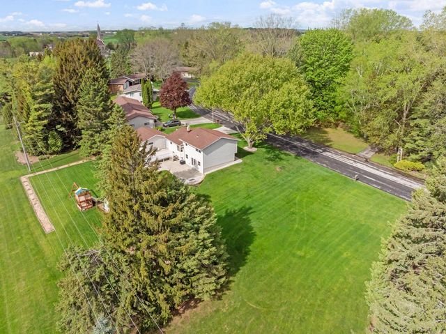 815 Jackson DRIVE, Cleveland, WI 53015