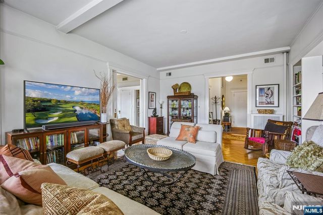 57 Union Street C4021, Montclair, NJ 07042