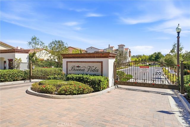 220 Buena Vida Drive 308, Brea, CA 92823