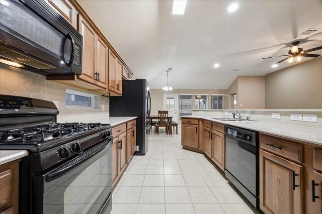 2613 Los Alamos Circle, Deer Park, TX 77536