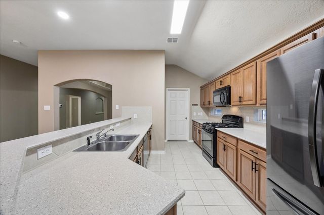 2613 Los Alamos Circle, Deer Park, TX 77536