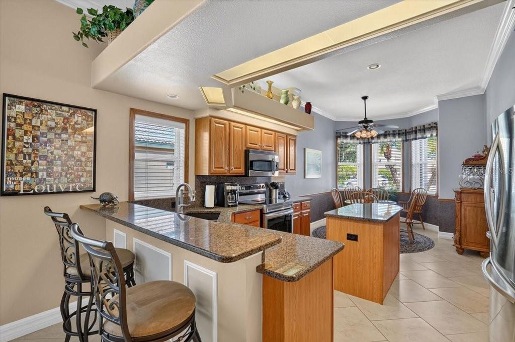Image 12 of property listing at 7128 DREWRYS BLUFF, Bradenton, FL 34203