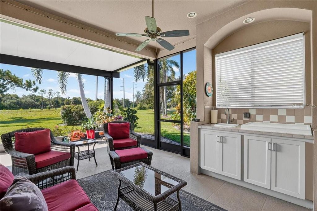 Image 32 of property listing at 7128 DREWRYS BLUFF, Bradenton, FL 34203