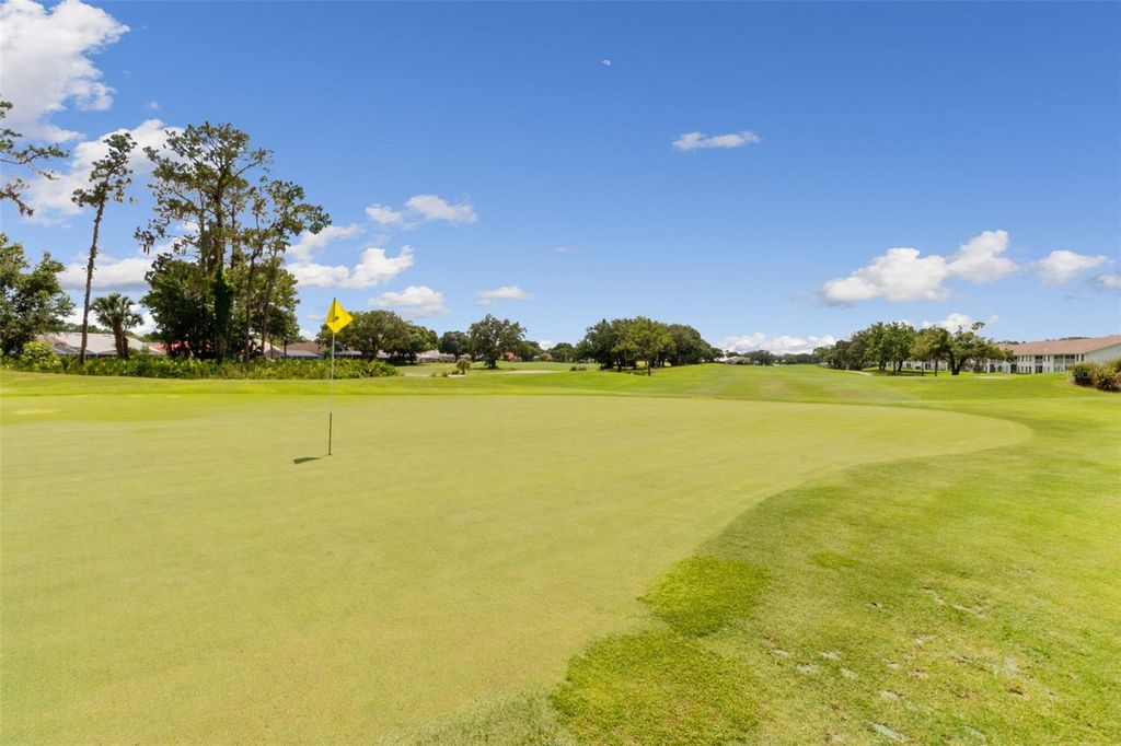Image 50 of property listing at 7128 DREWRYS BLUFF, Bradenton, FL 34203