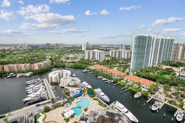 19707 Turnberry Way PHC, Aventura, FL 33180