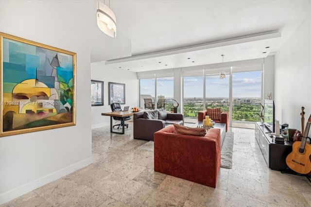 19707 Turnberry Way PHC, Aventura, FL 33180