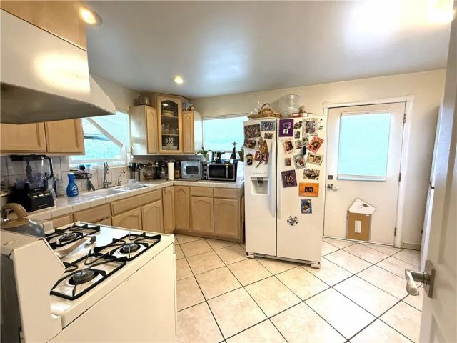 128 Los Angeles, Monrovia, CA 91016