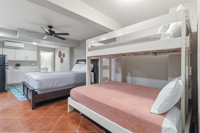 2232 Glenn DR, Canyon Lake, TX 78133