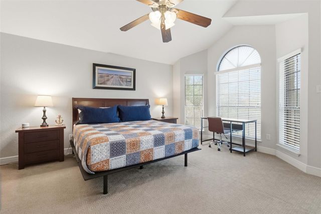 2232 Glenn DR, Canyon Lake, TX 78133