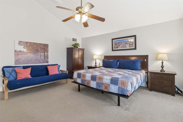 2232 Glenn DR, Canyon Lake, TX 78133