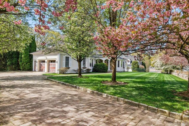 68 Stonewall Circle, West Harrison, NY 10604