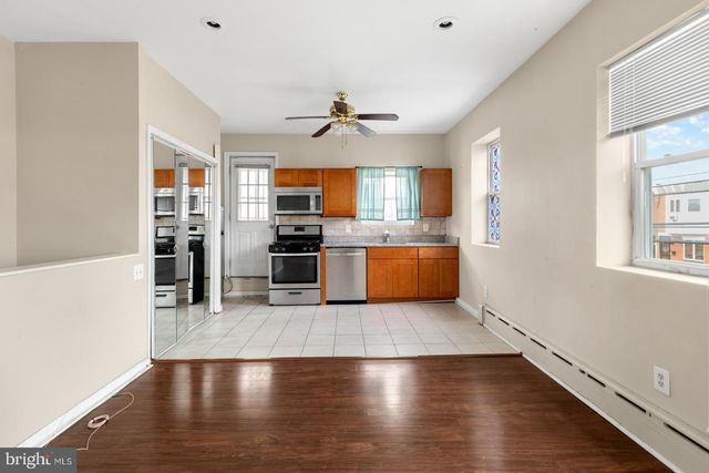 2100 S LAMBERT ST, Philadelphia, PA 19145
