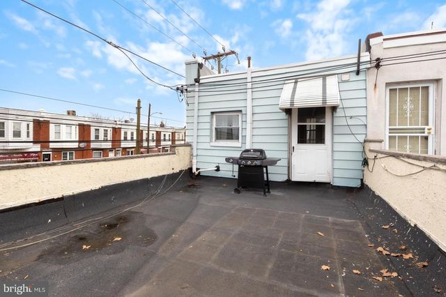 2100 S LAMBERT ST, Philadelphia, PA 19145