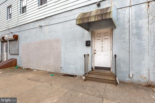 2100 S LAMBERT ST, Philadelphia, PA 19145