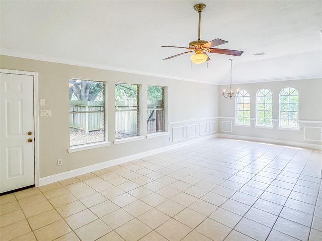 5422 Quail Cove Lane, Houston, TX 77053