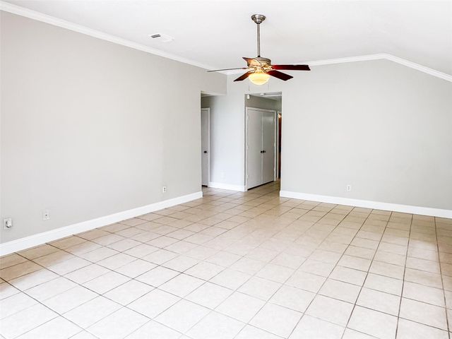 5422 Quail Cove Lane, Houston, TX 77053