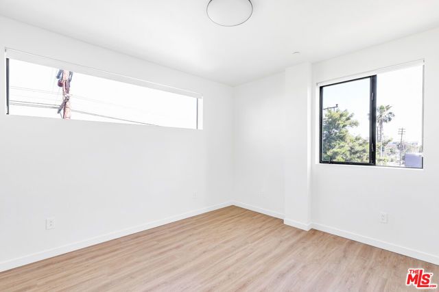 747 Lillian Way 6, Los Angeles, CA 90038