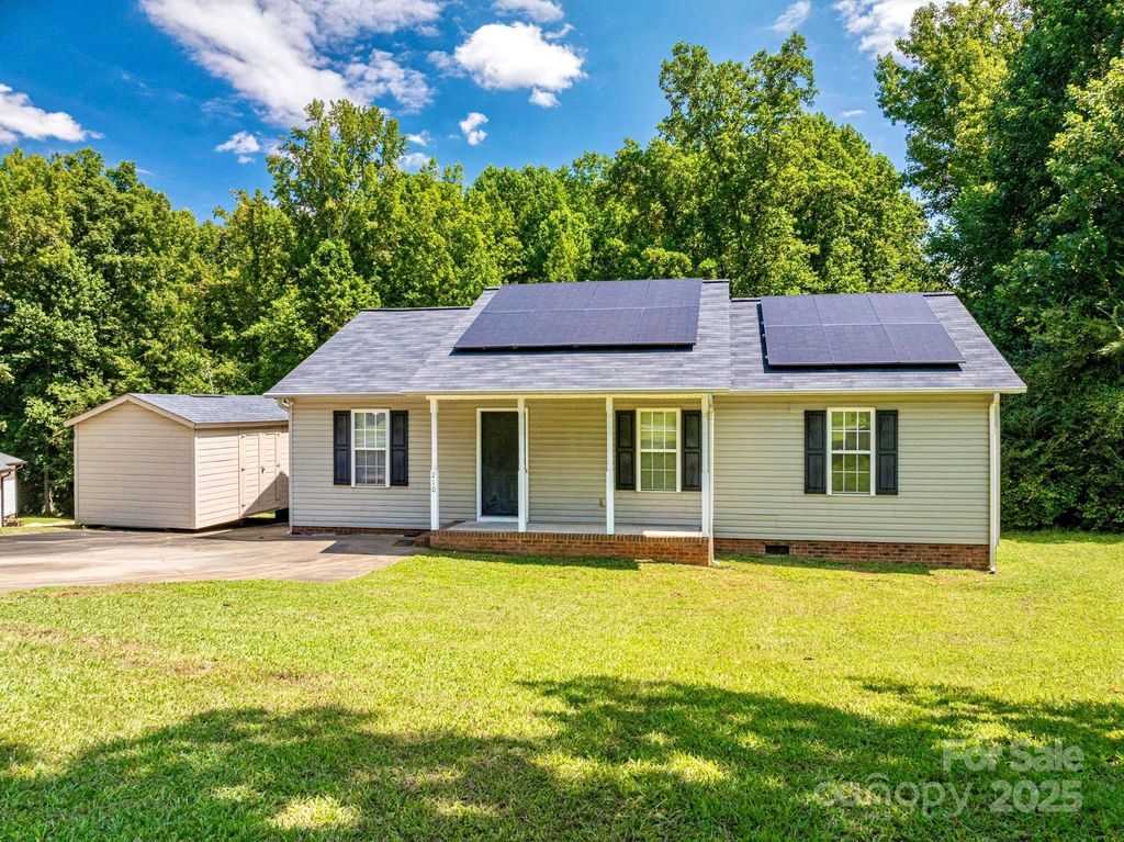 210 Linville Court, Bessemer City, NC 28016