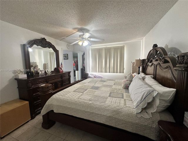 10434 Sunrise Lakes Blvd 102, Sunrise, FL 33322