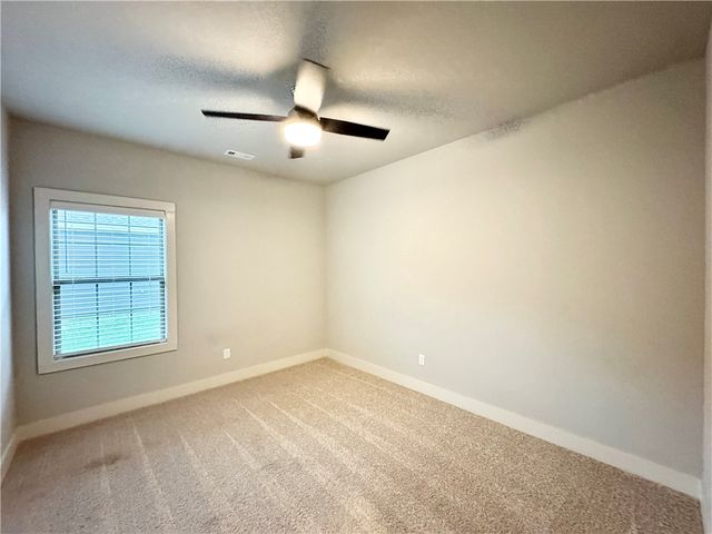 823 NE Heights Lane, Bentonville, AR 72712