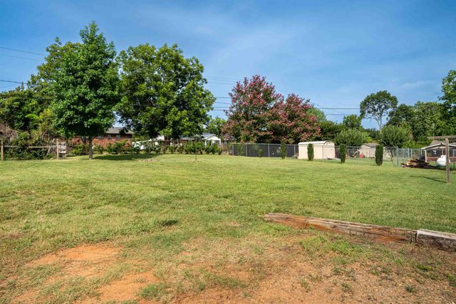 371 Dakota St, Spartanburg, SC 29303