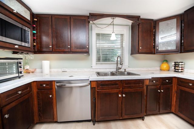 371 Dakota St, Spartanburg, SC 29303