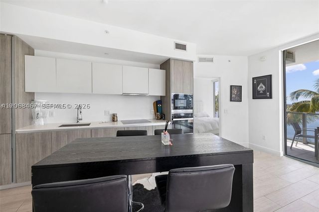 2900 NE 7th Ave 809, Miami, FL 33137