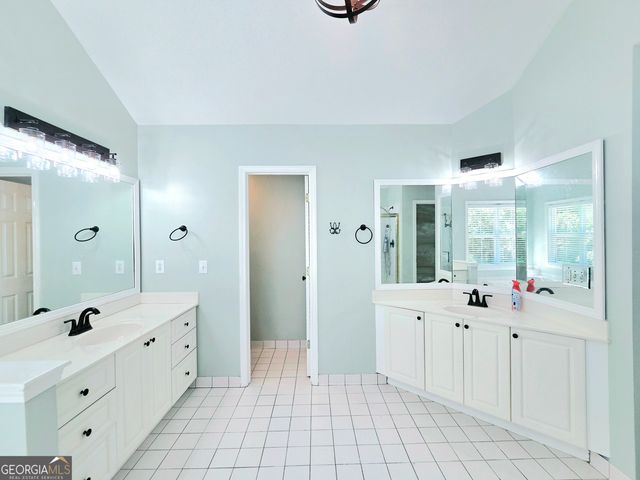 150 Canal Place, Fayetteville, GA 30215