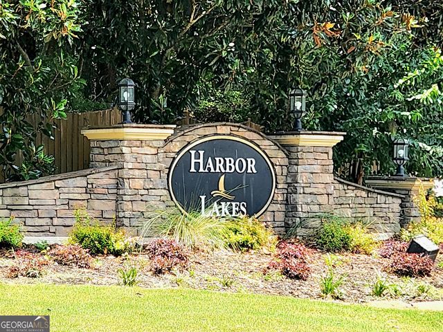 150 Canal Place, Fayetteville, GA 30215