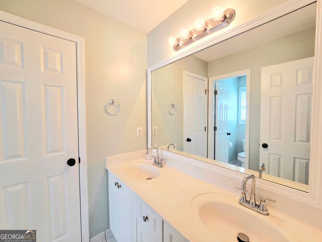 150 Canal Place, Fayetteville, GA 30215