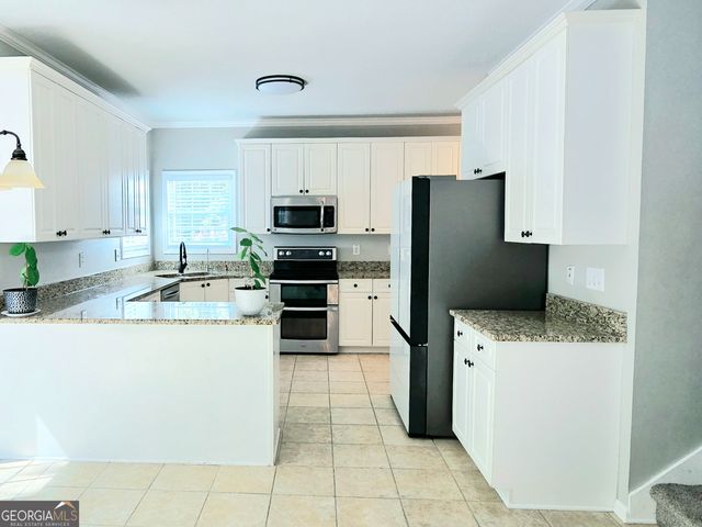 150 Canal Place, Fayetteville, GA 30215