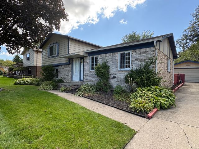 19324 Todd Drive, Clinton Twp, MI 48038