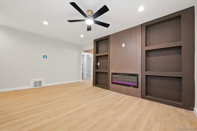 15895 Coram Street, Detroit, MI 48205