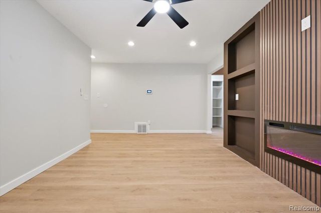 15895 Coram Street, Detroit, MI 48205