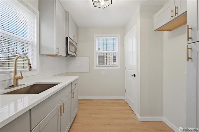 15895 Coram Street, Detroit, MI 48205