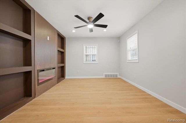 15895 Coram Street, Detroit, MI 48205