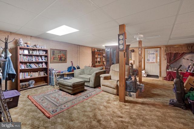49 N MAIN ST N, Smithsburg, MD 21783