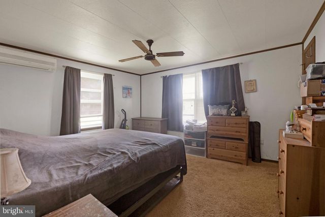 49 N MAIN ST N, Smithsburg, MD 21783