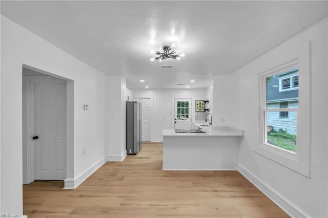 222 N Fifth ST, Hampton, VA 23664
