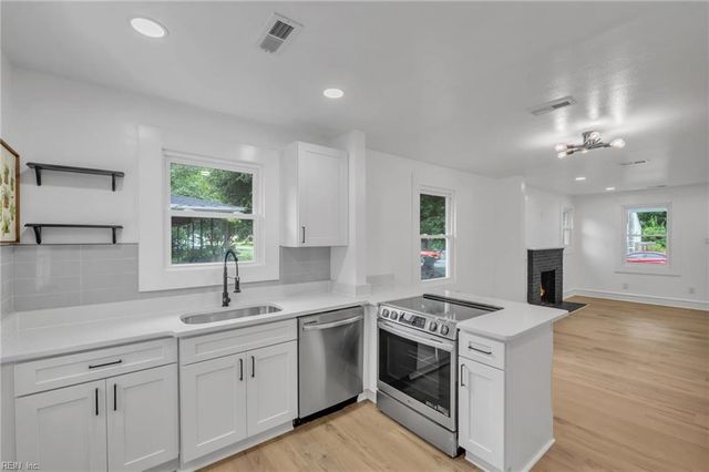 222 N Fifth ST, Hampton, VA 23664