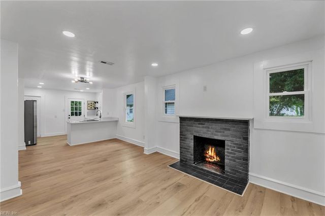222 N Fifth ST, Hampton, VA 23664