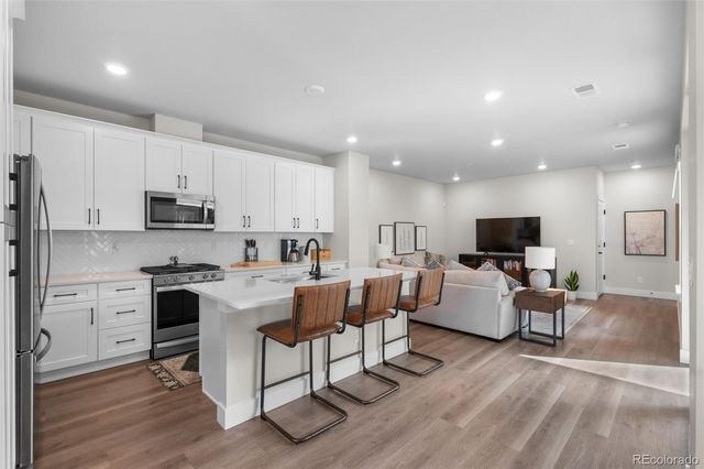 7210 Watercress Drive, Littleton, CO 80125