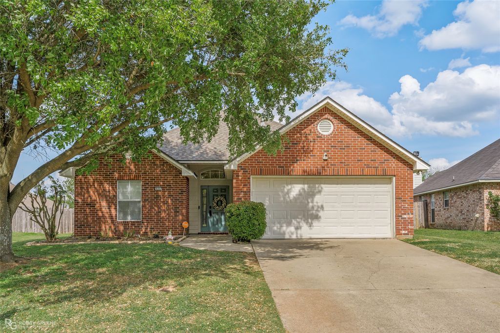 604 Whitefield Lane, Bossier City, LA 71112