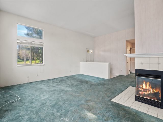 24528 Mcbean Parkway 30, Valencia, CA 91355