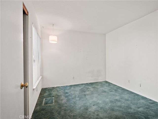 24528 Mcbean Parkway 30, Valencia, CA 91355