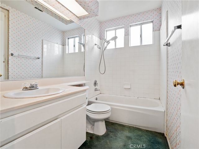 24528 Mcbean Parkway 30, Valencia, CA 91355