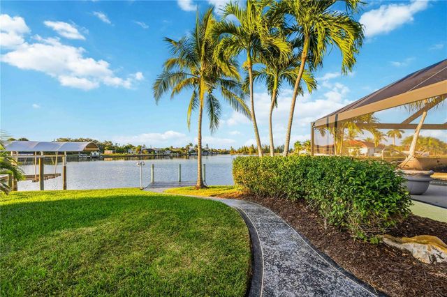 15490 SEAFOAM CIRCLE, Port Charlotte, FL 33981